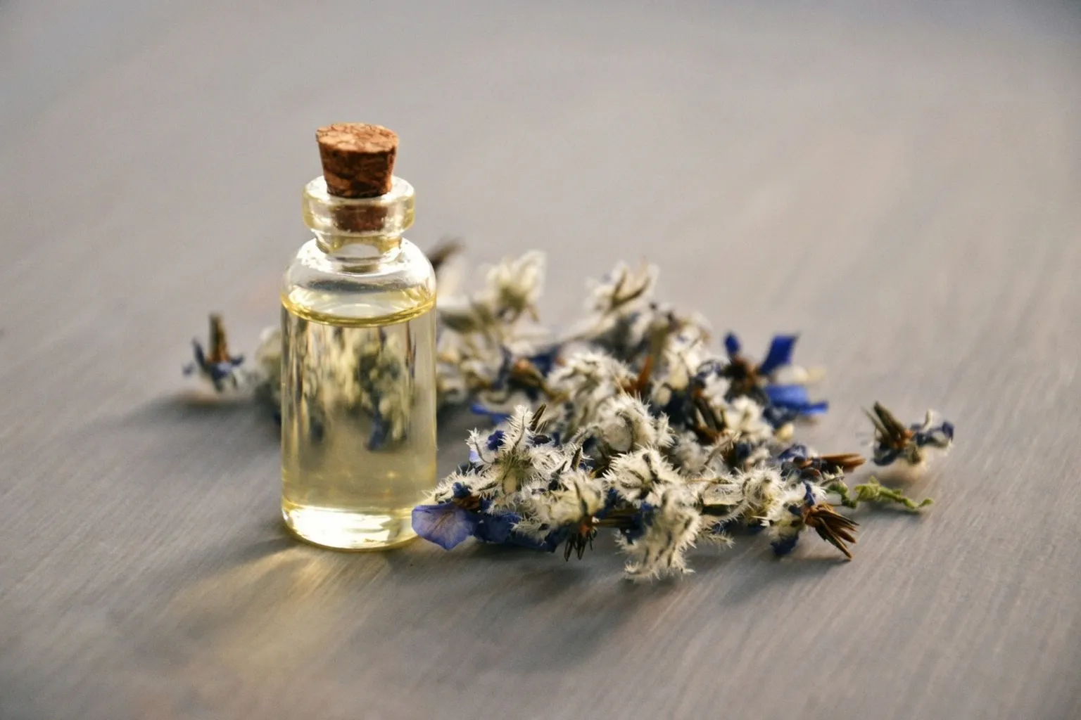 Maîtriser l'achat d'huiles essentielles en gros pour la savonnerie artisanale